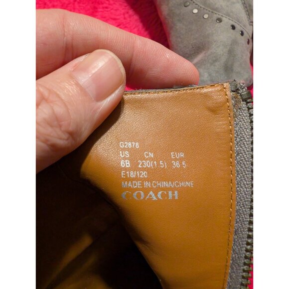 Coach Farrah Grey Suede Heeled Ankle Boot Booties Studs Size 6.5 Side Zip - Picture 7 of 12